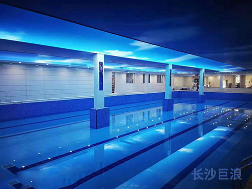 長(zhǎng)沙岳麓區(qū)麓航室內(nèi)恒溫游泳館
